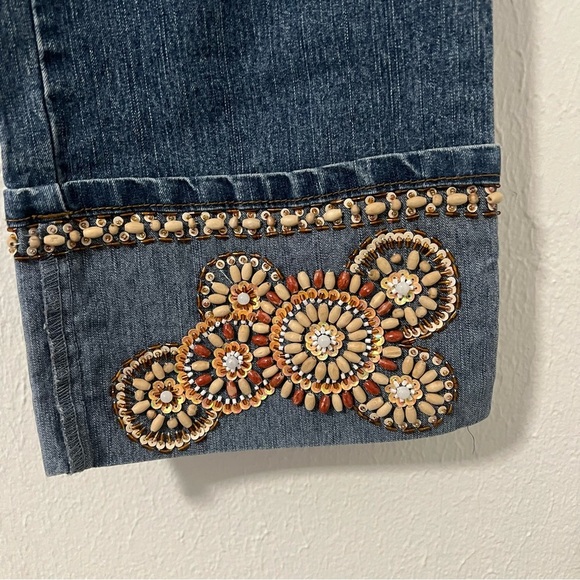 DFX Women’s Cropped Jeans with Embroidered & Beaded Hem/Pockets Casual Vacation - Picture 4 of 12